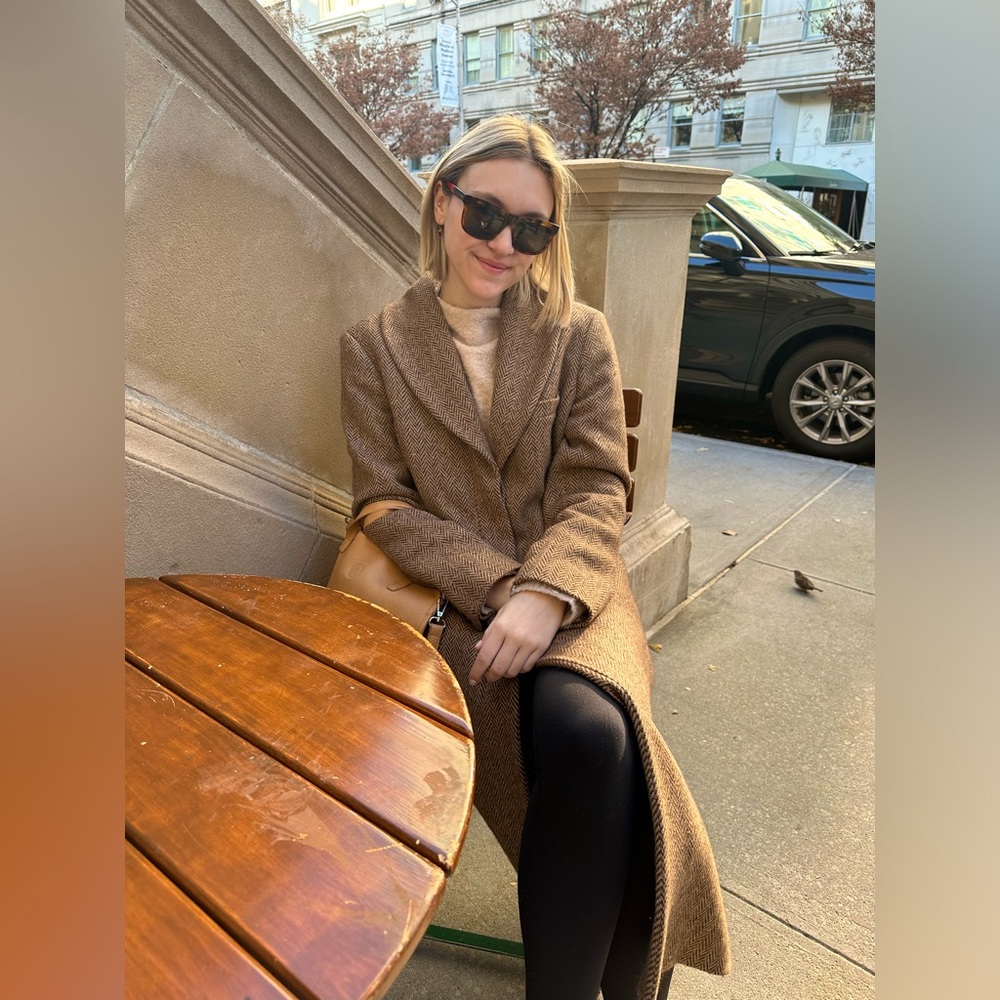 Meet your Posher, Lizzy